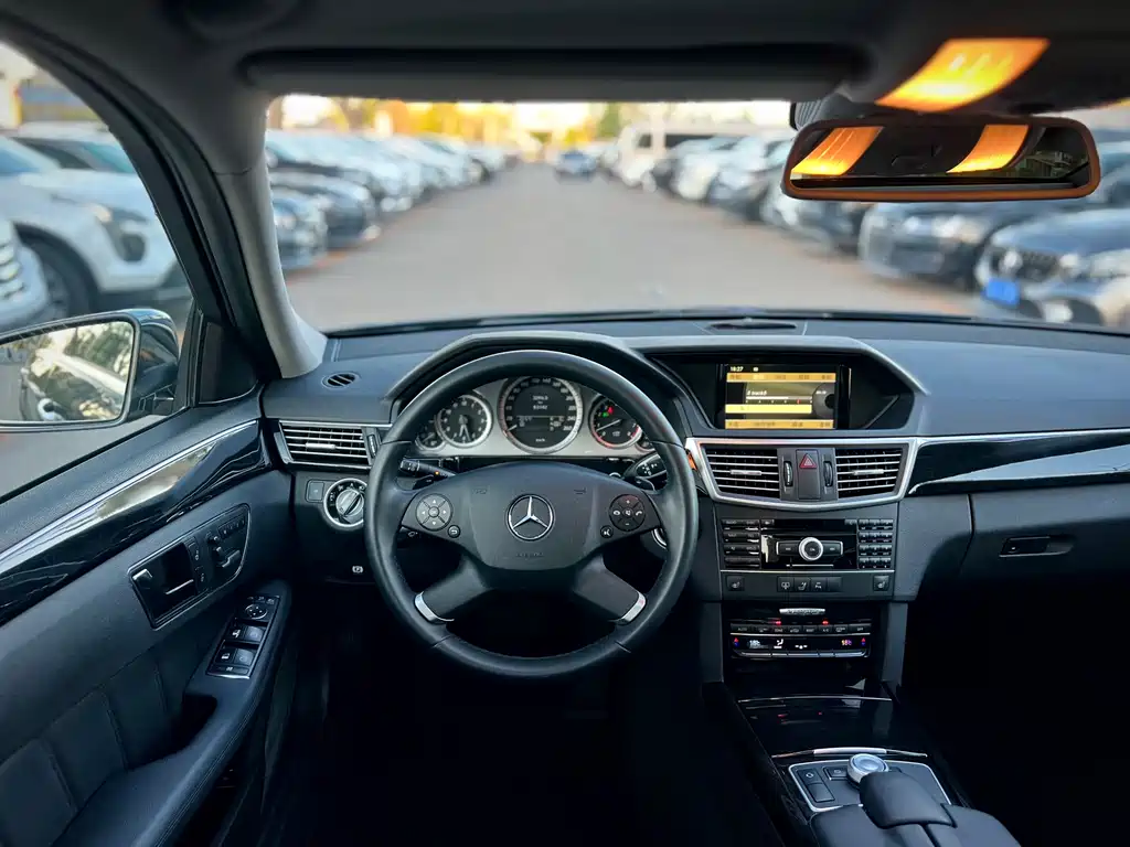 Mercedes-Benz E-Class 2010 E 300 L Elegance