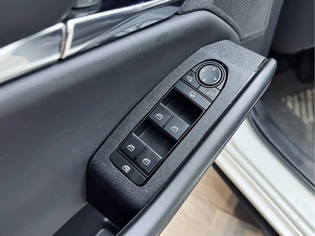Mazda3 Axela 2022 2.0L Automatic Zhiya Obsidian Edition
