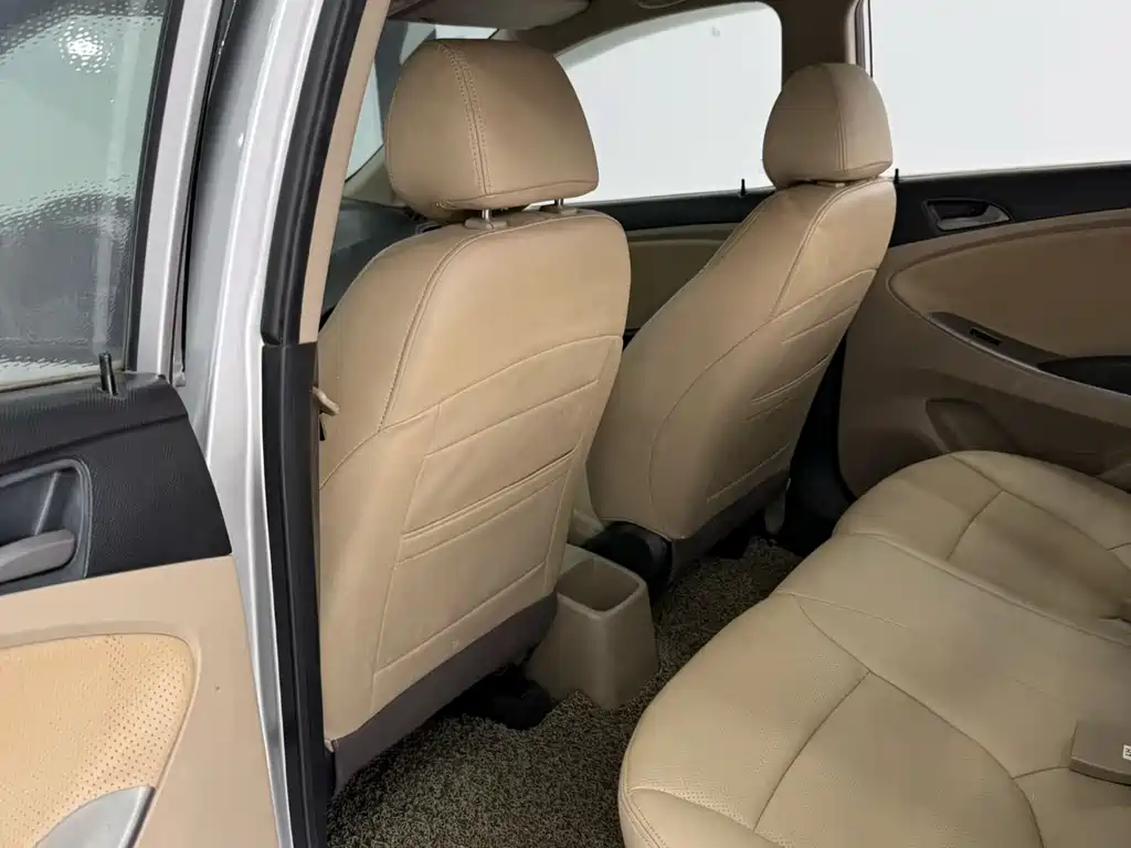 Hyundai Verna 2014 1.4L Manual GLS