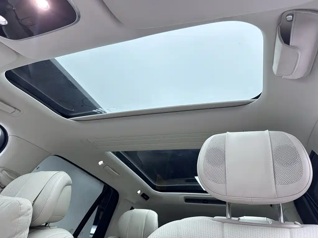 AITO M8 2025 EREV Max+ 53.4kWh 6-Seater with 192-Line LiDAR