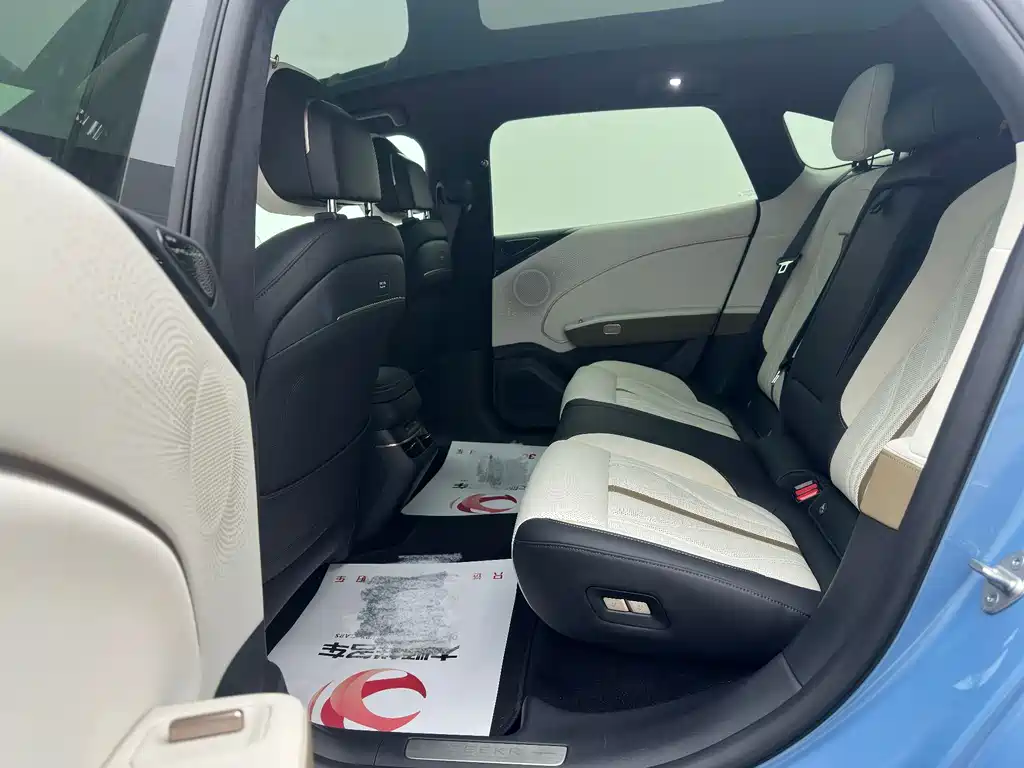 Zeekr 007 GT 2025 AWD Intelligent Driving Edition 75kWh
