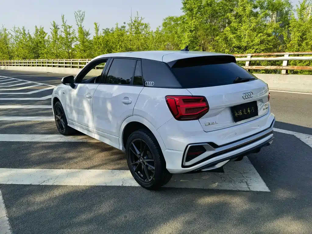 Audi Q2L 2022 35 TFSI Fashion Elegant Edition