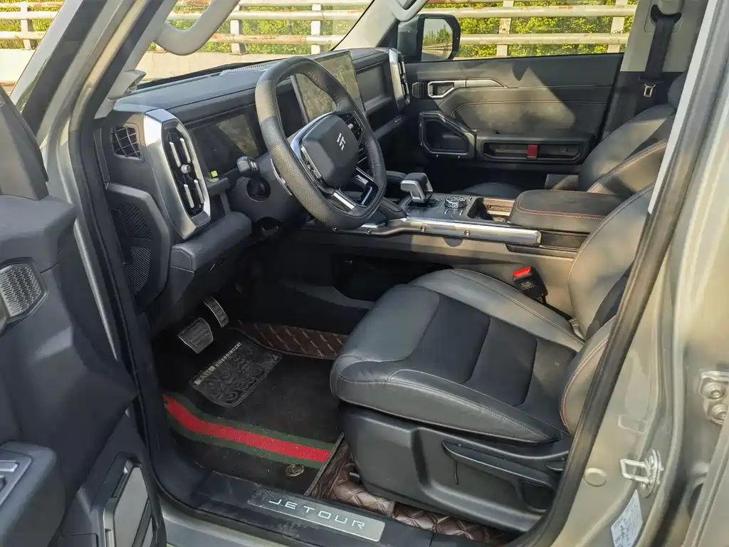 Jetour Traveler 2023 2.0T AWD Cross