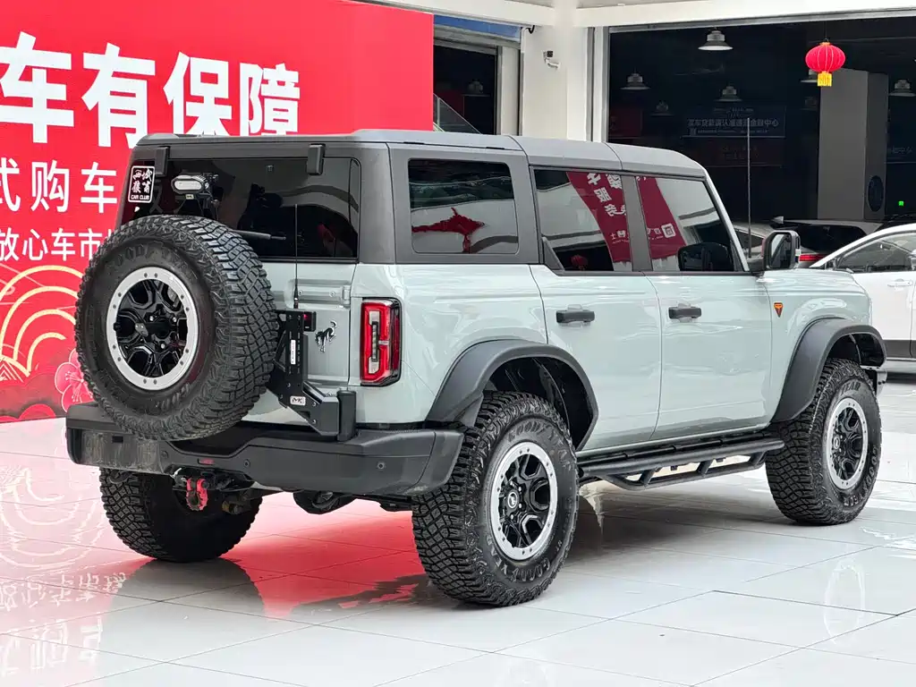 Ford Bronco 2024 2.3T Badlands