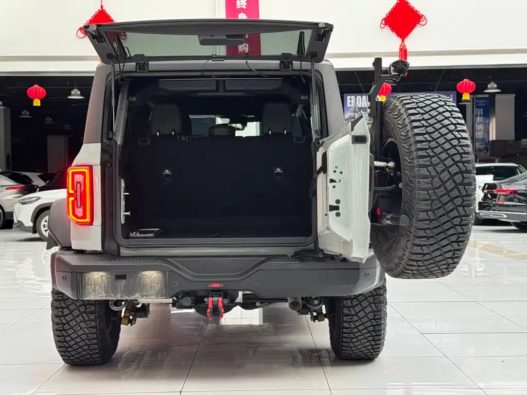 Ford Bronco 2024 2.3T Badlands