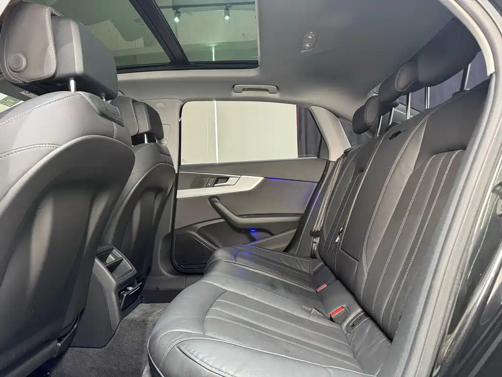 Audi A4L 2020 40 TFSI Fashion Dynamic Edition