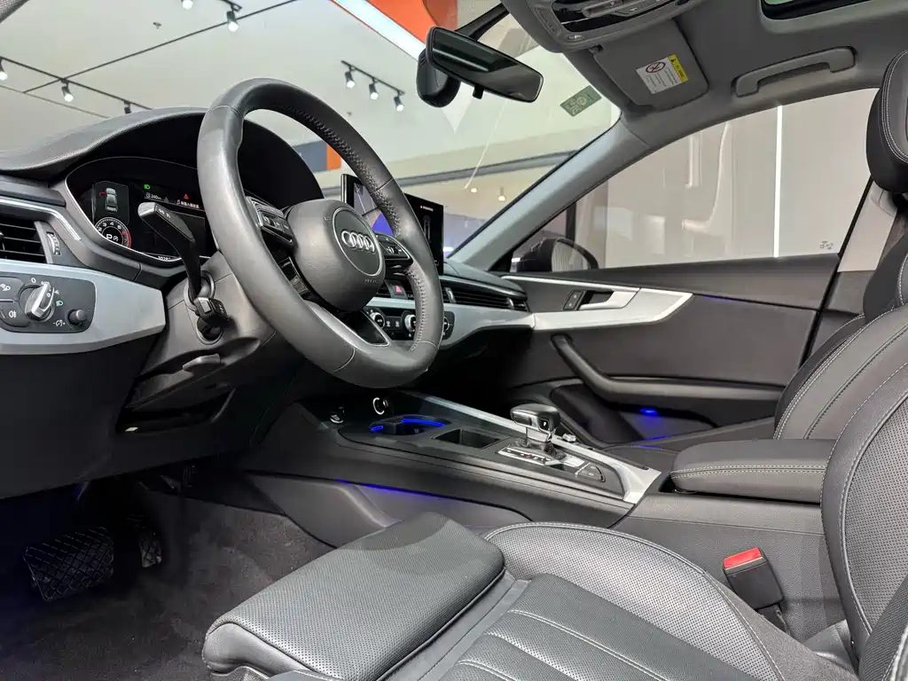 Audi A4L 2020 40 TFSI Fashion Dynamic Edition