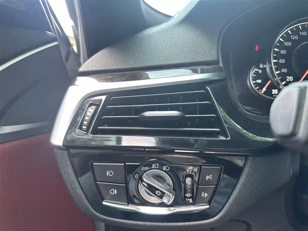 BMW 5 Series 2018 530Li Leading Edition M Sport Package