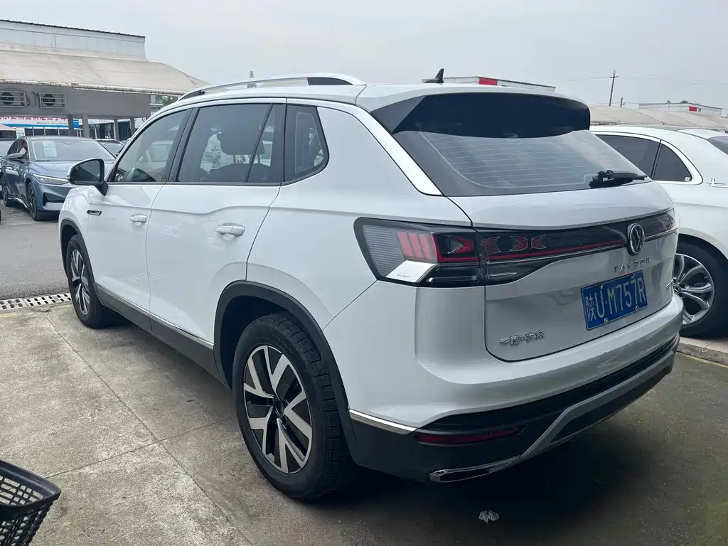 Tayron 2023 300TSI FWD Luxury Plus Advanced Edition