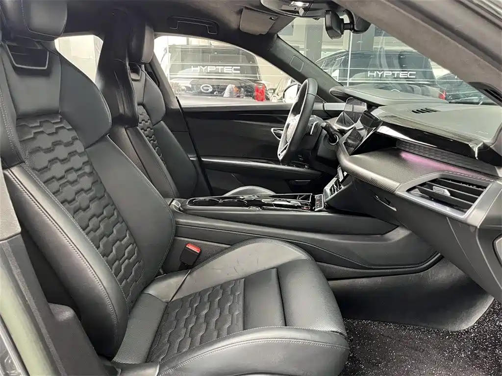 Audi e-tron GT 2023 Base