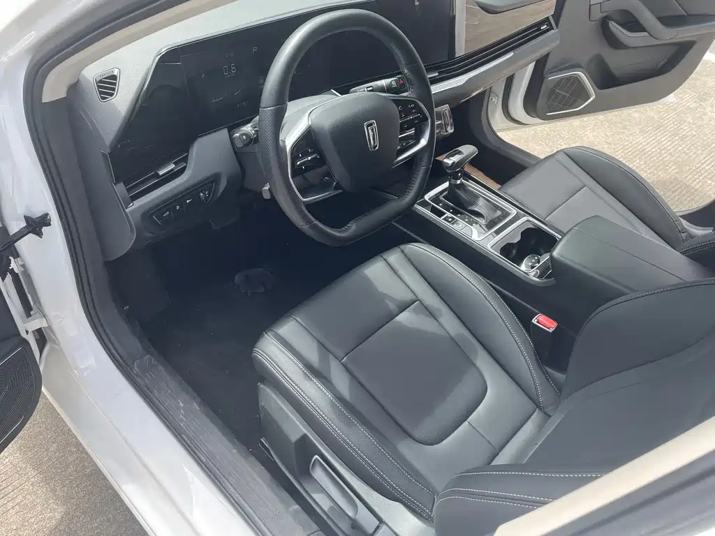 Bestune B70 2023 Third Generation 1.5T Automatic Enjoyment Edition
