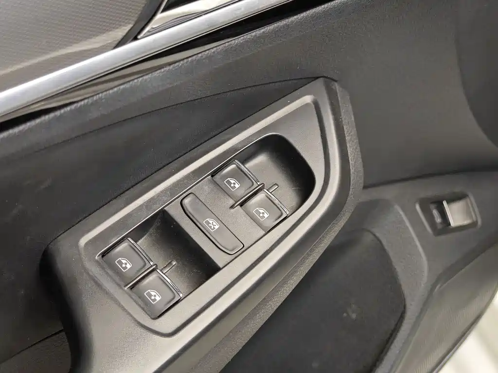 Bora 2018 1.5L Automatic Comfort