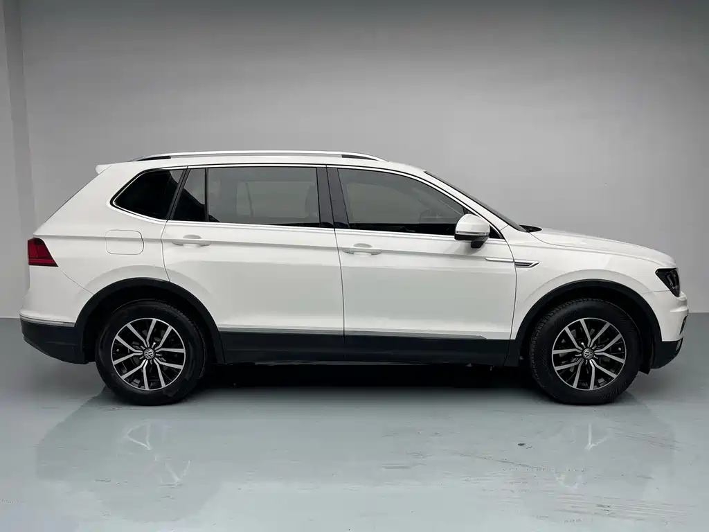 Tiguan L 2018 Facelift 330TSI Automatic FWD Luxury Edition