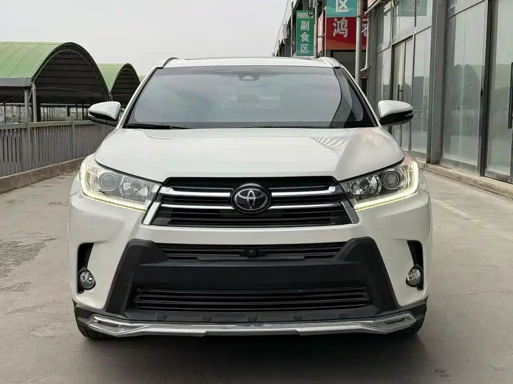 Highlander 2018 2.0T AWD Premium Edition 7-Seater China V
