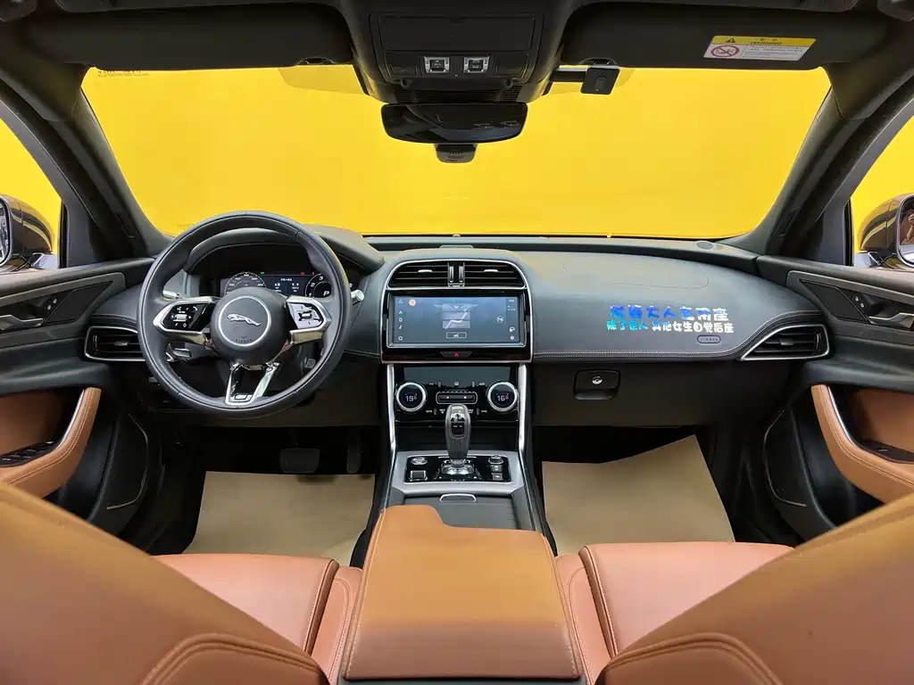 Jaguar XEL 2021 2.0T 250PS R-DYNAMIC S