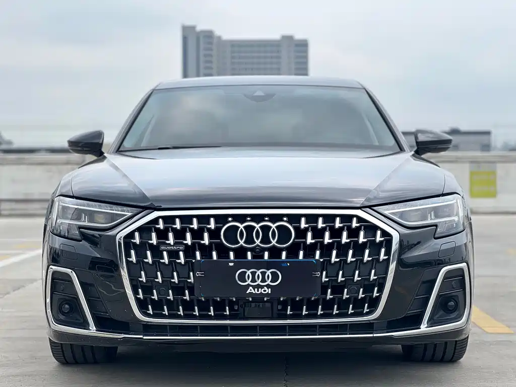Audi A8L 2023 55 TFSI quattro Flagship