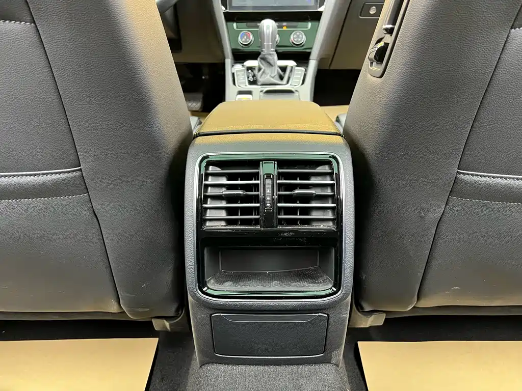 Magotan 2017 330TSI DSG Leading Edition