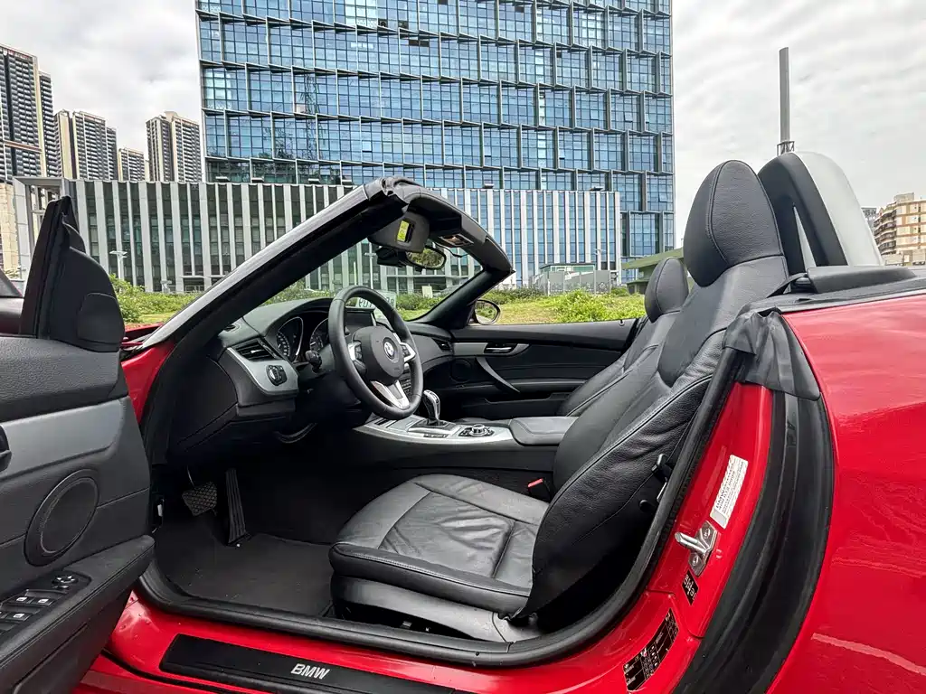 BMW Z4 2013 sDrive20i Leading Edition