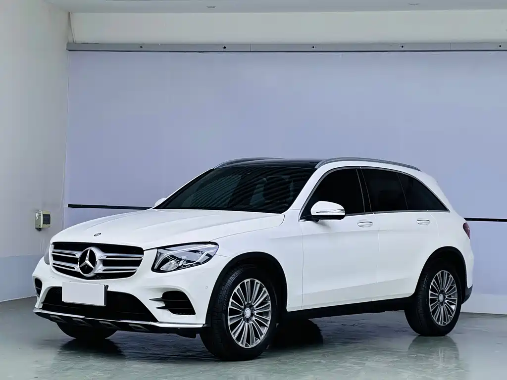 Mercedes-Benz GLC 2017 260 4MATIC Dynamic Edition