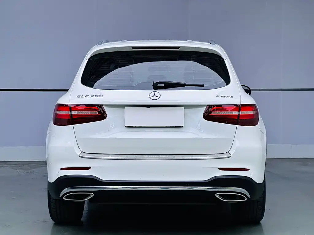 Mercedes-Benz GLC 2017 260 4MATIC Dynamic Edition