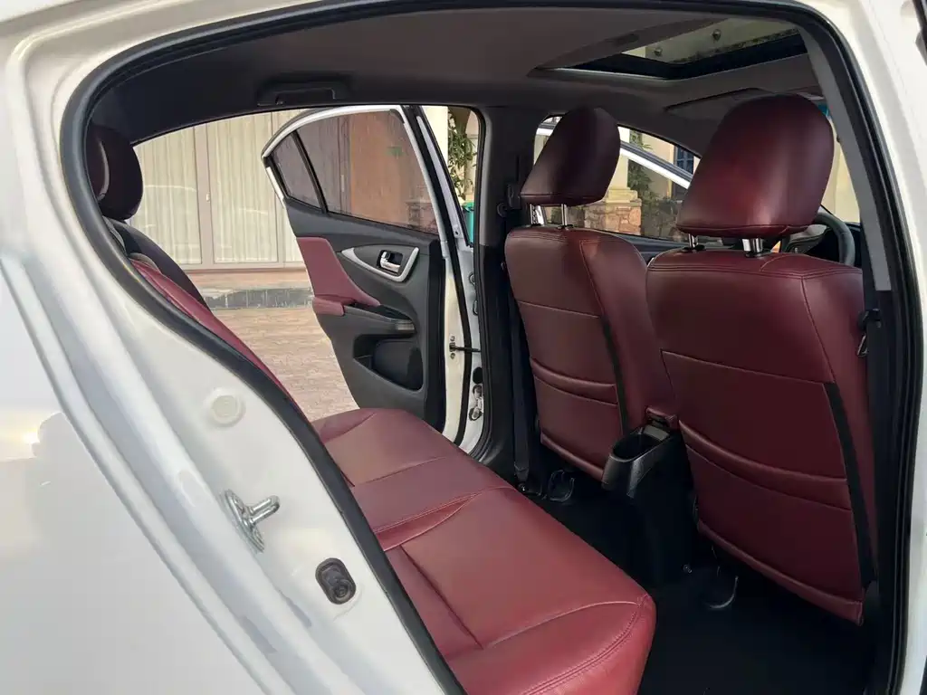 Honda Crider 2016 1.8L CVT Luxury Edition