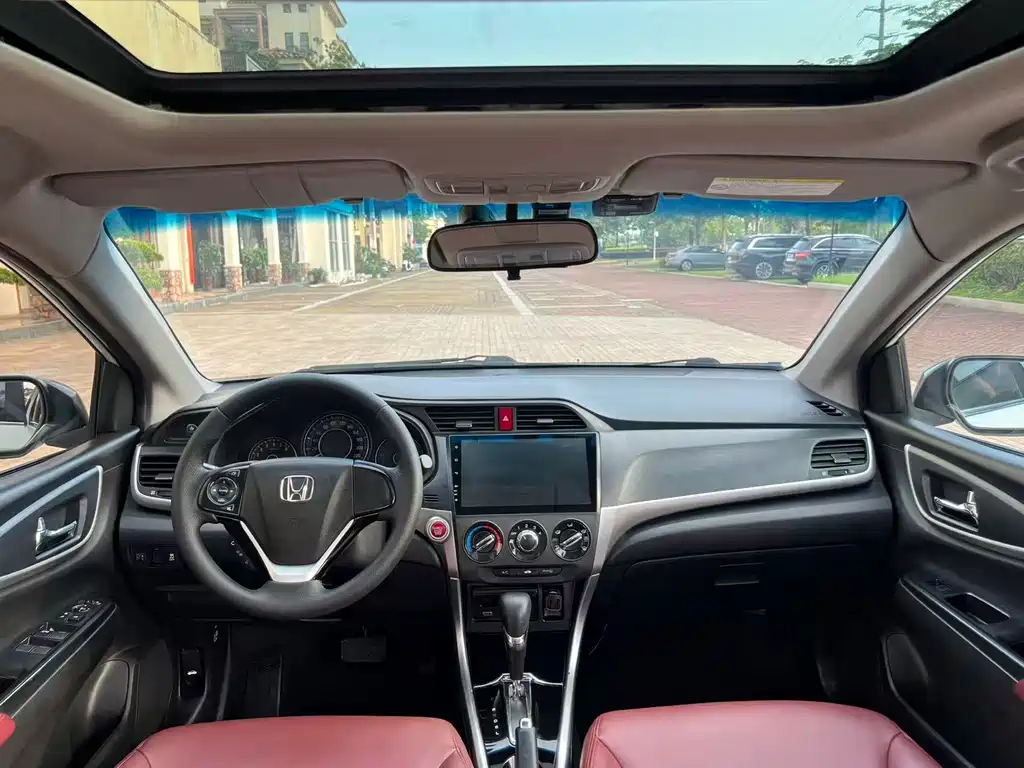 Honda Crider 2016 1.8L CVT Luxury Edition