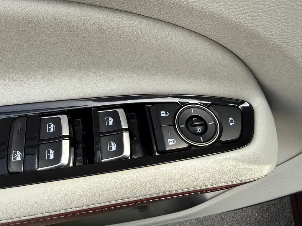 Ford Equator 2021 EcoBoost 225 Zunling Plus 6-seater