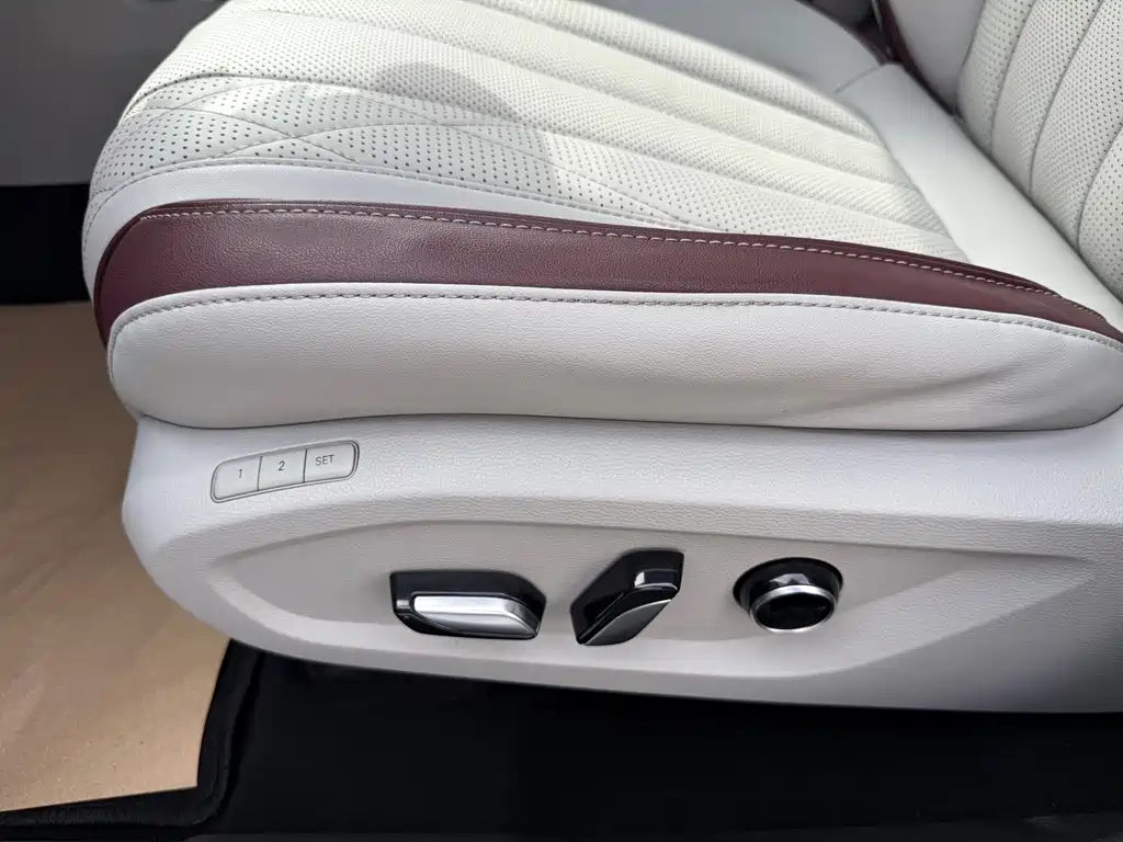 Ford Equator 2021 EcoBoost 225 Zunling Plus 6-seater