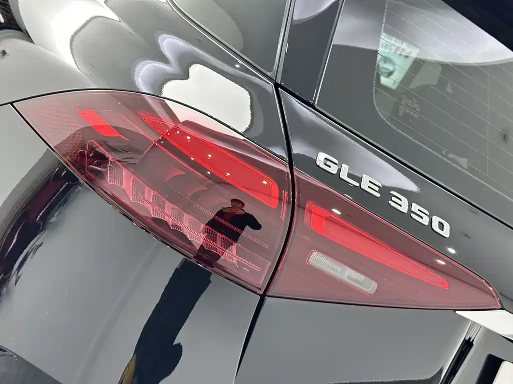 Mercedes-Benz GLE 350 4MATIC 2025