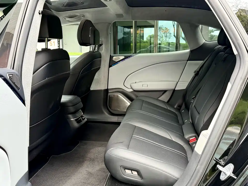 Zeekr 007 2025 Long Range RWD Intelligent Driving Edition 100kWh