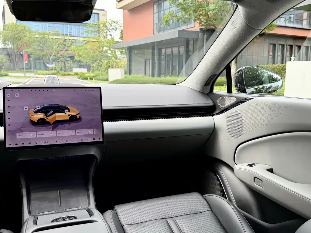 Zeekr 007 2025 Long Range RWD Intelligent Driving Edition 100kWh