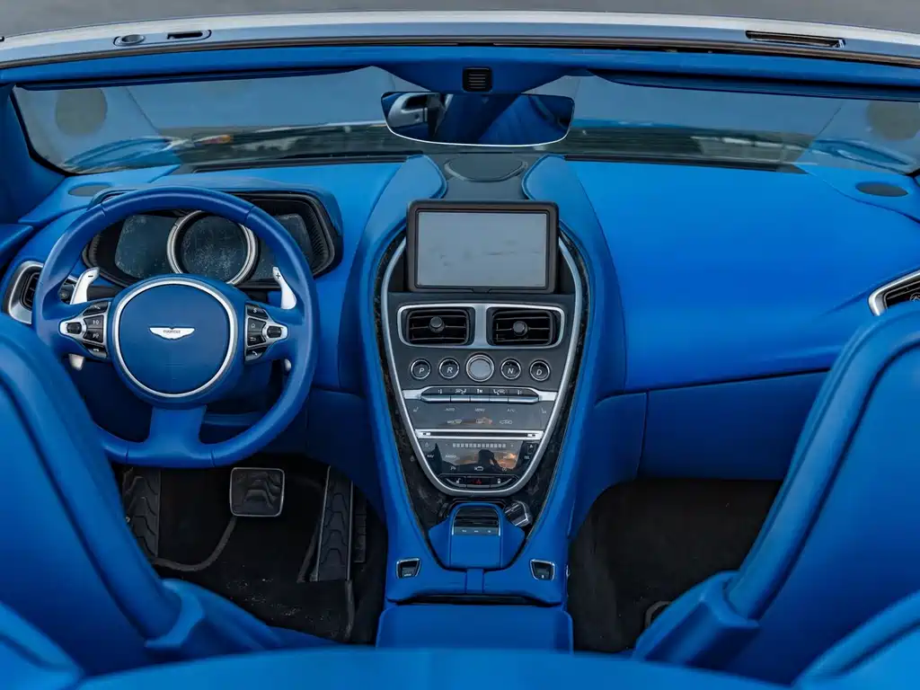 Aston Martin DB11 2019 4.0T V8 Volante