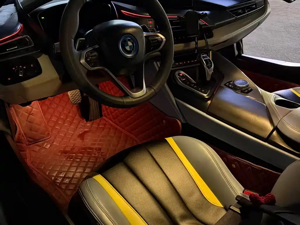 BMW i8 2014 Standard Edition