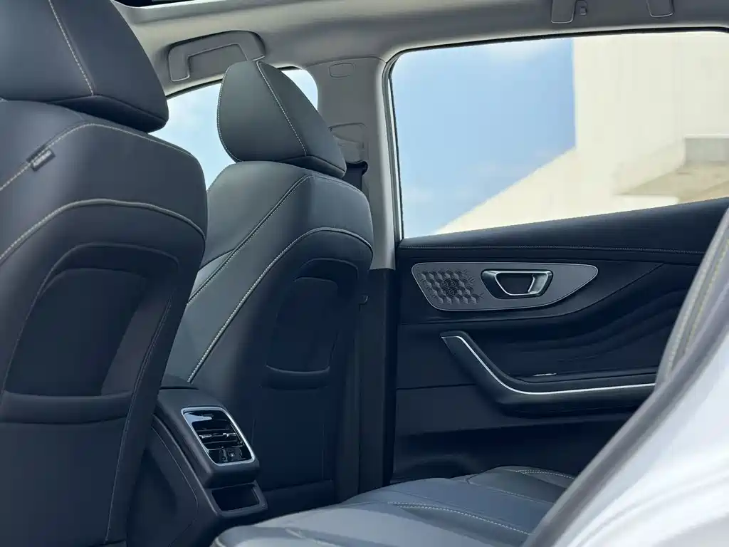 Exeed Lufeng 2023 1.5T CVT Yufeng Edition