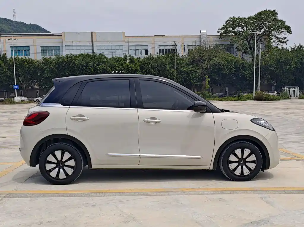 Wuling Bingo 2023 333km Lingxi Interconnected Edition