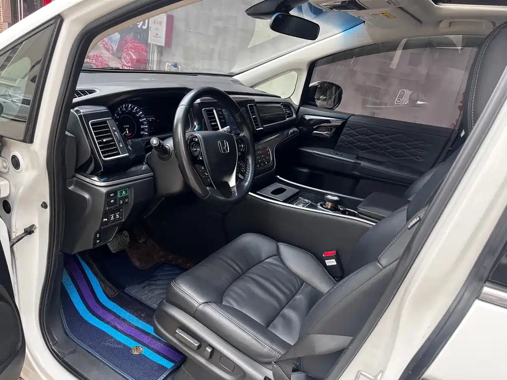Honda Elysion 2019 2.0L Hybrid Comfort Edition
