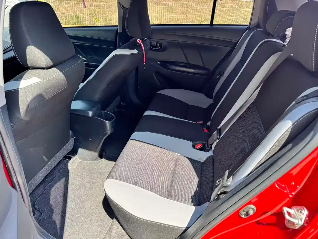 Yaris L 2020 1.5L CVT Leading Edition