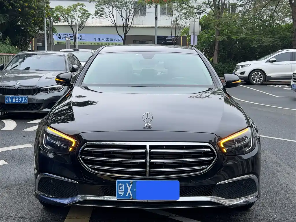 Mercedes-Benz E-Class 2022 E 260 L