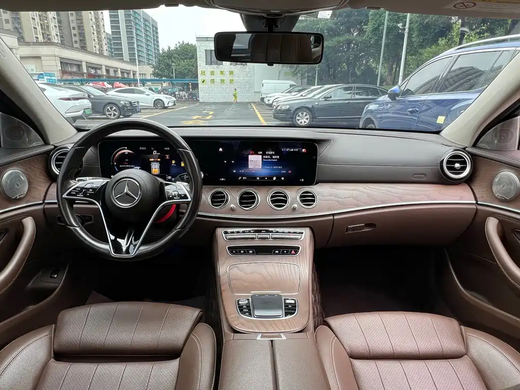 Mercedes-Benz E-Class 2022 E 260 L
