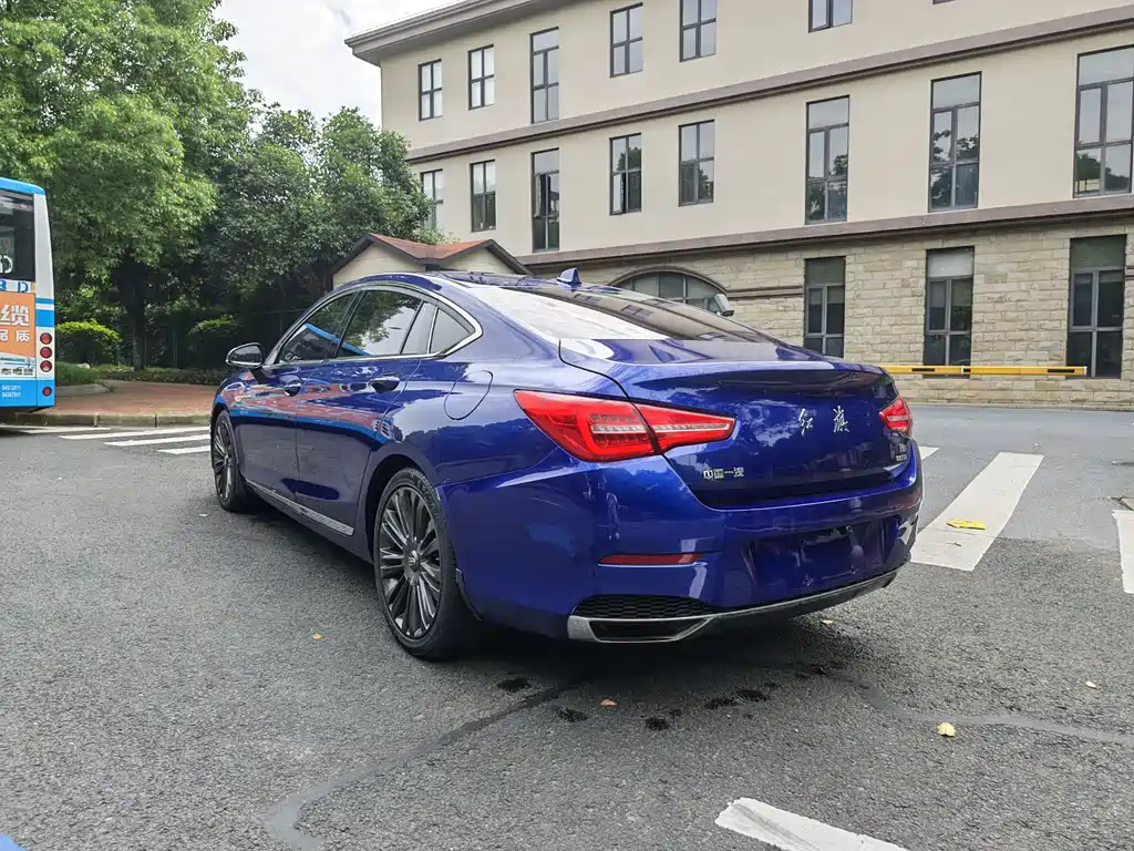 Hongqi H5 2019 30TD Lingdong Edition