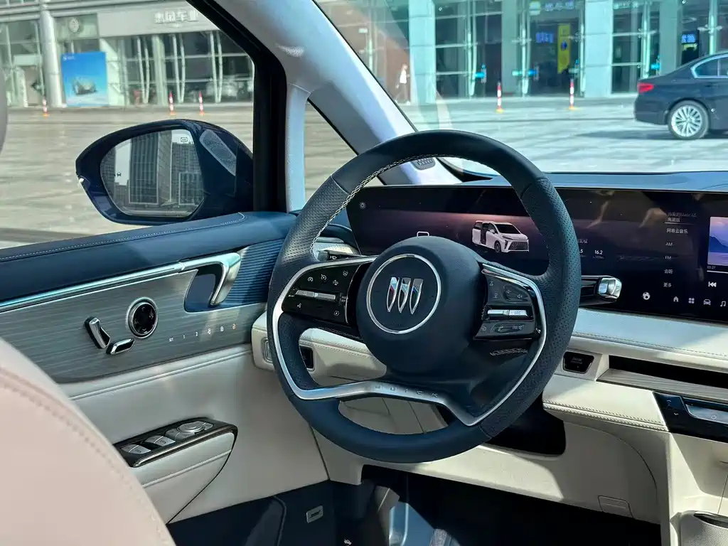 Buick GL8 PHEV 2024 Avenir Luxury Edition 6-seater