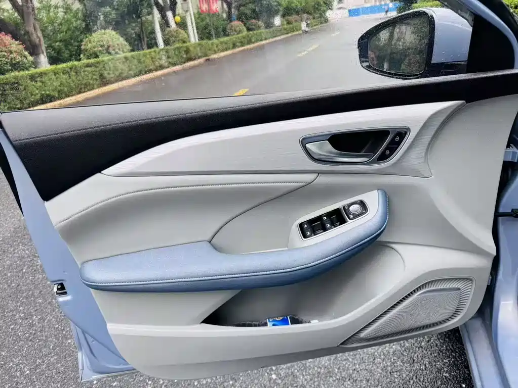 Rising ER6 2021 New Motion Edition 620km Smart Driving Edition