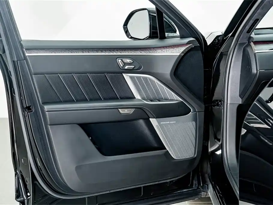 ONVO L90 2025 Ultra Six-Seater