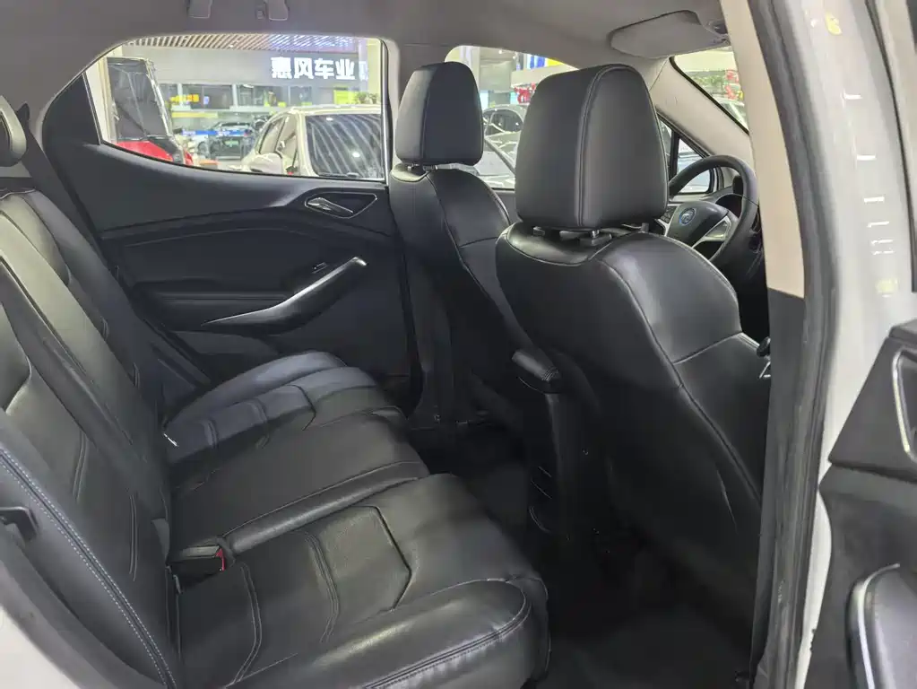 BYD Yuan EV 2018 EV360 Smart Connect Yueku Edition