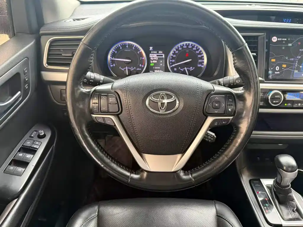 Toyota Highlander 2018 2.0T AWD Supreme Edition 7-Seater China V