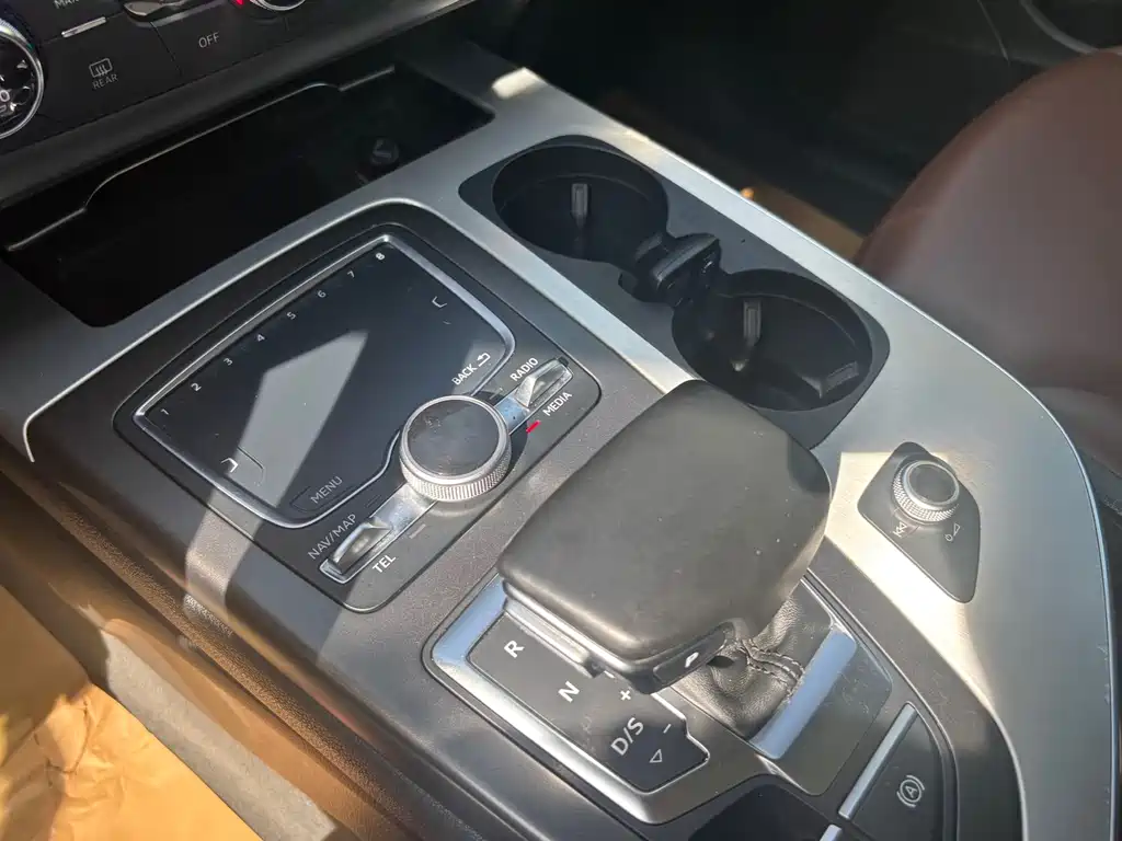 Audi Q7 2016 40 TFSI S line