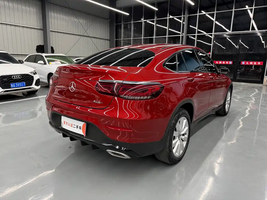 Mercedes GLC Coupe 2022款 Restyled GLC 260 4MATIC Coupe SUV