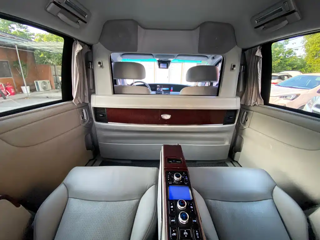 Master CEO 2013 2.2T Executive Edition