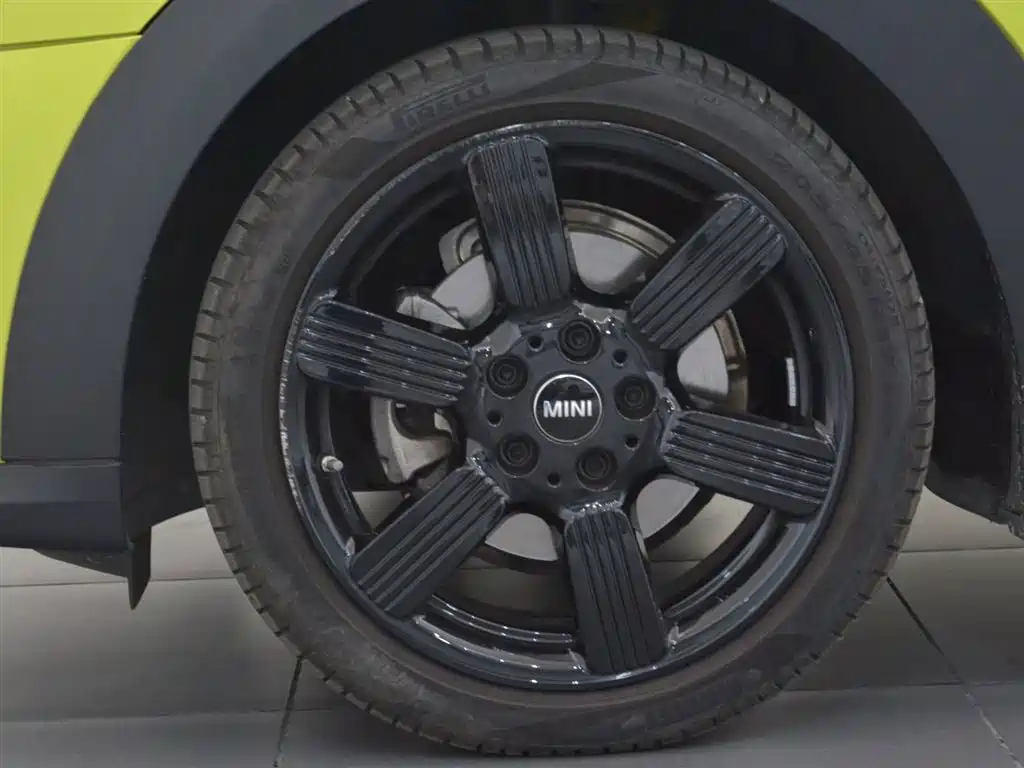MINI Cooper Artist 2023