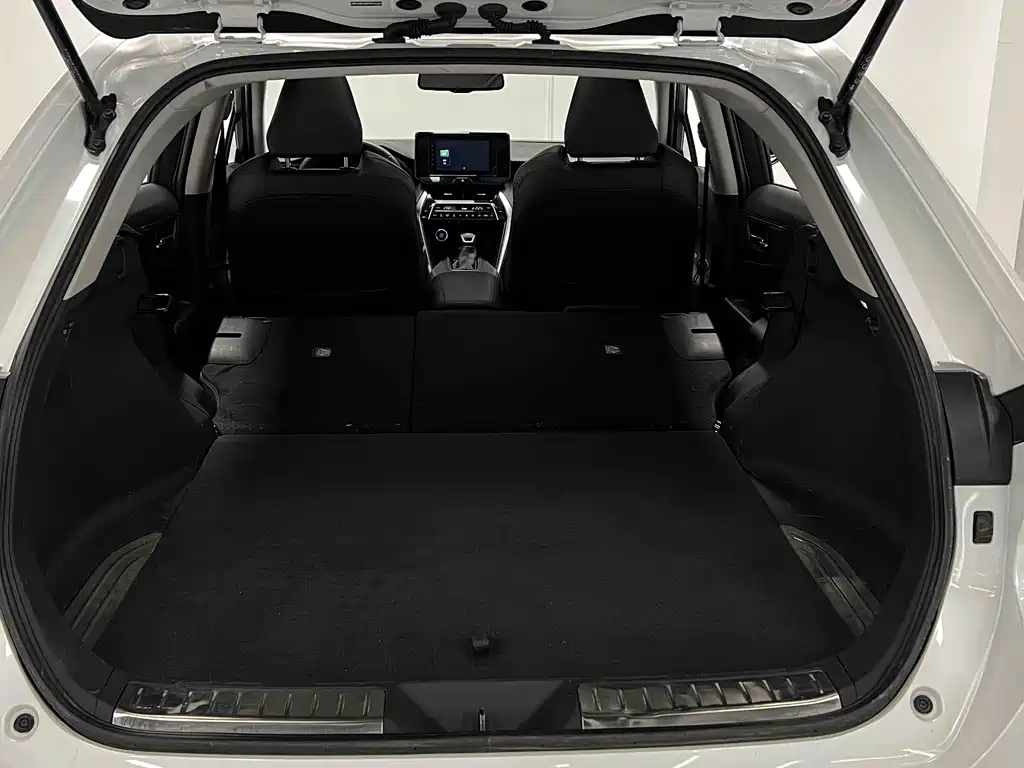 Toyota Harrier 2022 2.0L CVT 2WD Luxury Edition